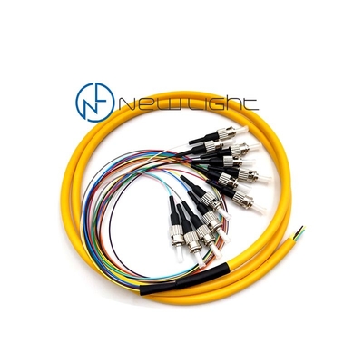 Enige Optische Kabel 1m LSZH 0.9mm FC UPC van de Wijzevezel/APC 12 Bundel