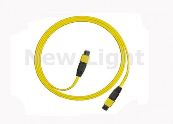 kopen 12-aderige Single Mode MPO-kabel 10 meter MPO-patchkabel voor glasvezeltoepassingen met hoge dichtheid online manufacture