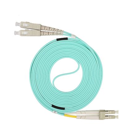 kopen LC-SC Multimode Glasvezel Patchkabel 10 Meter LSZH Mantel 50/125um voor Hoge-Snelheid Dataoverdracht online manufacture
