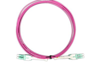 kopen Magenta van het Flardkoord van de de kabel Duplex Optische Vezel van LC unitboot OM4 Trekkend type 50/125 online manufacture