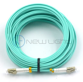kopen De Gegevens Multimode LC van OM4 100G het Flardkoord van de 50 Meter Optische Vezel online manufacture