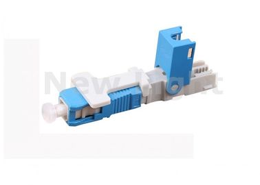 Blauwe SC UPC Snelle Montage Connector met 0,3dB Invoegverlies voor 3,0mm en 2,0mm Kabels in FTTH Toepassingen