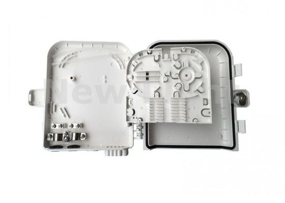 Waterdichte 8-aderige FTTH-afsluitdoos met ABS-materiaal Wandmontage Glasvezelafsluitdoos