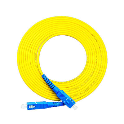 Gepantserde glasvezel-patchcord SC-SC Simplex Geel kleur voor hoge snelheid gegevensoverdracht