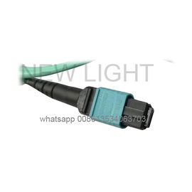 MTP Breakout Harness Kabel met 0.35dB Elite Low Loss Connector voor Eenvoudige Migratie van 10GbE naar 40GbE of 100GbE en 500 stuks/dag Productie